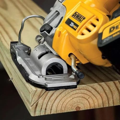 Serra Tico Tico À Bateria Dewalt Modelo Dcs331 Cortes Em Madeira 20v 5